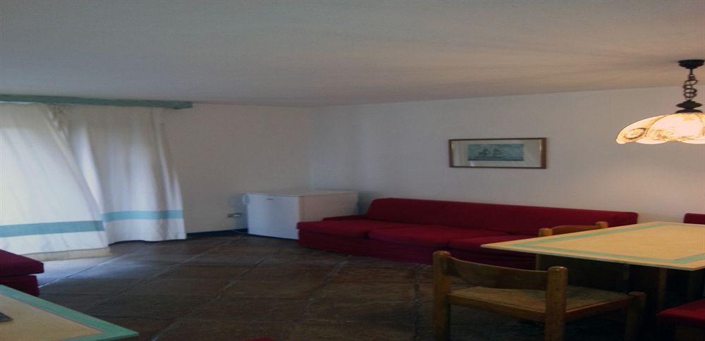 Hotel Residence Rena Bianca Baja Cerdeña Exterior foto